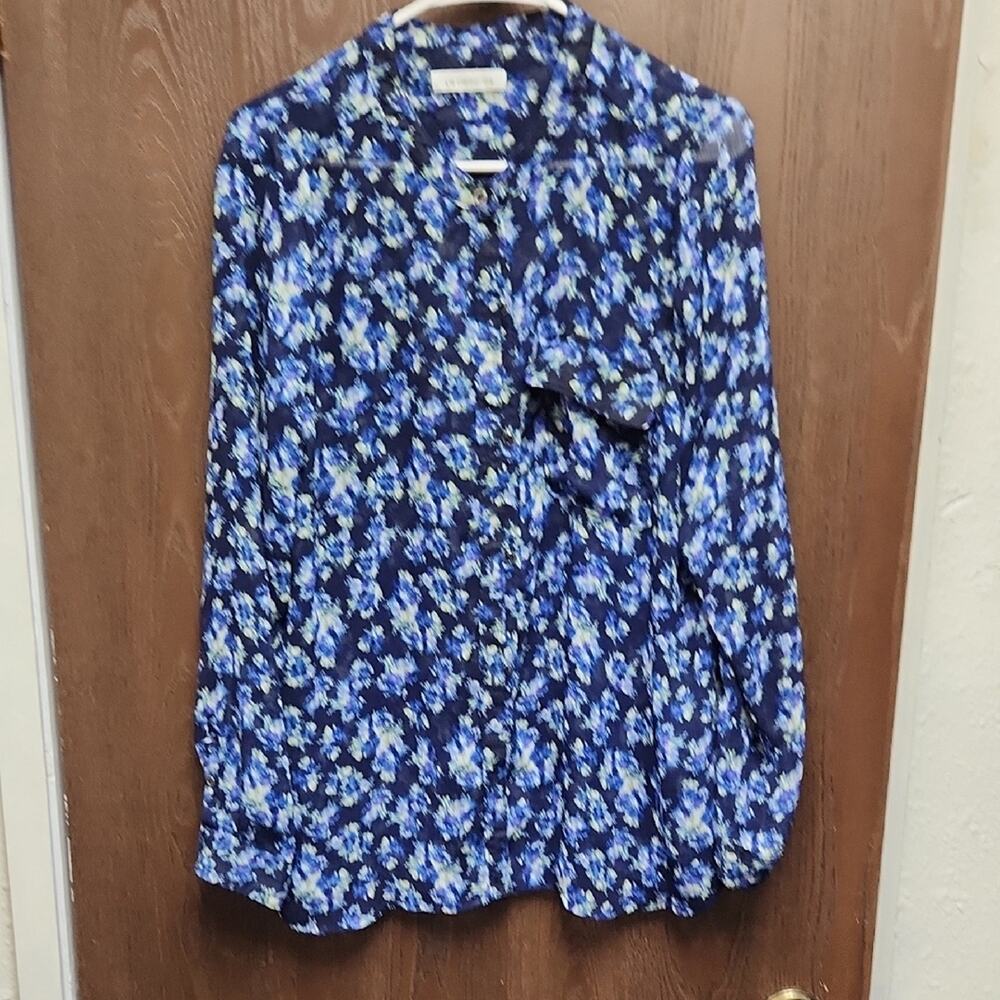 Liz Claiborne Blue Floral Blouse